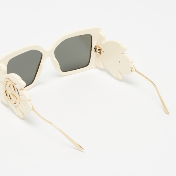 Gucci Beige /Gold GG0535S Leaf Motif Oversized Sunglasses Butterfly - Picture 2 of 8